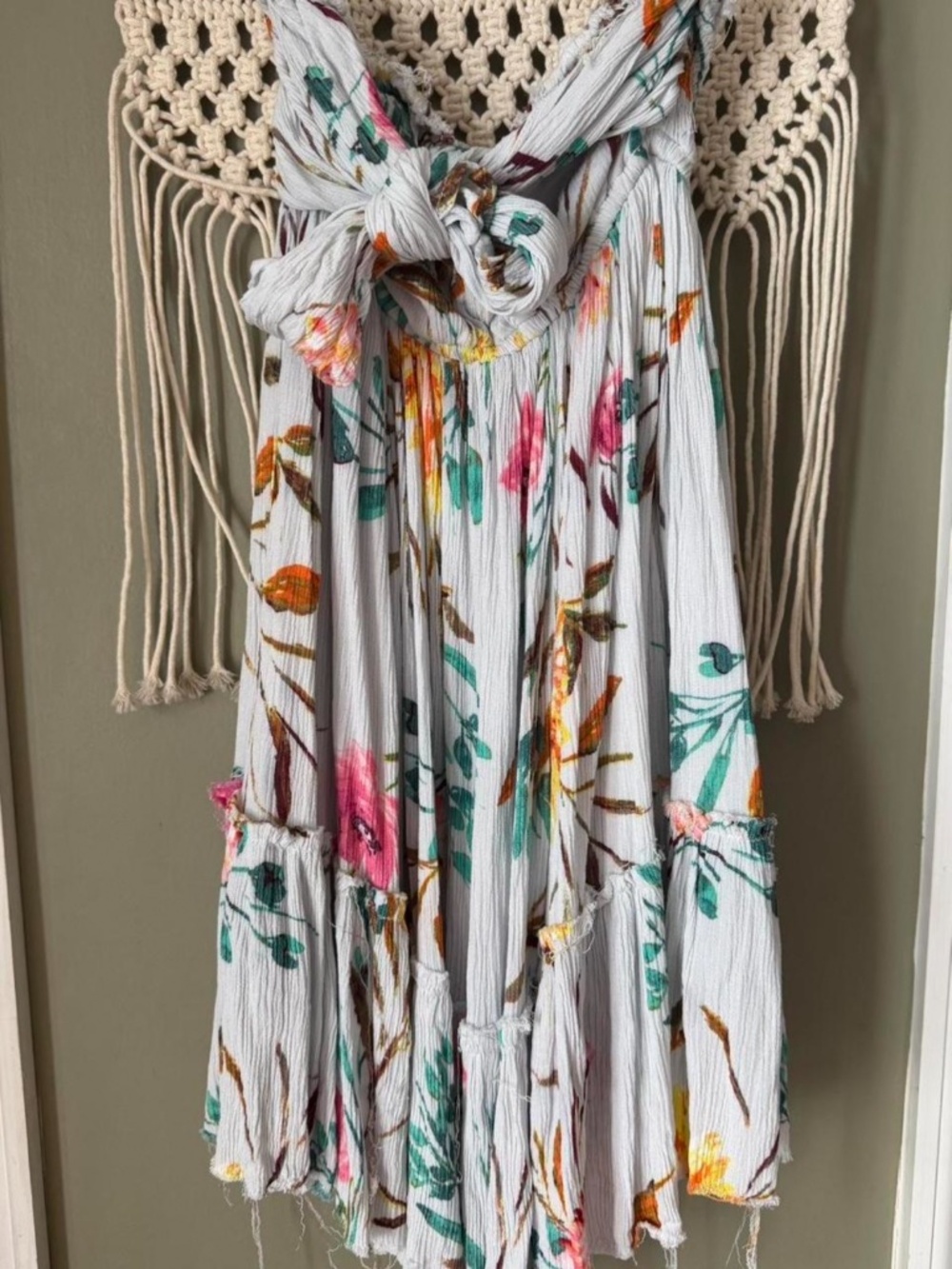 STRAPLESS FLORAL MINI DRESS